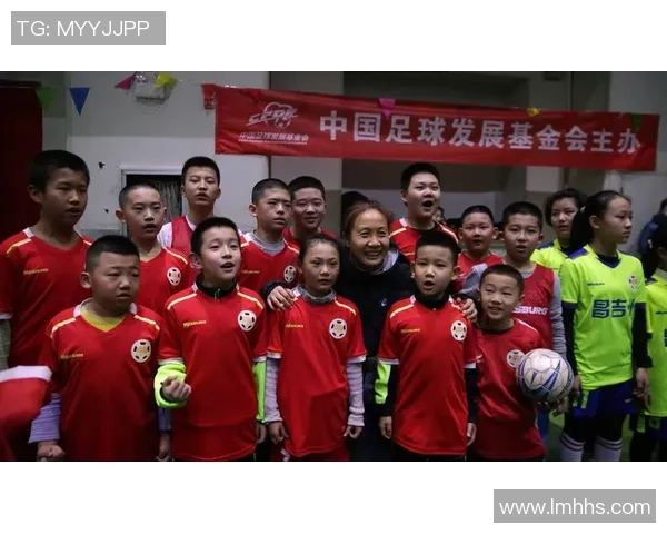 王丽的足球人生深度对话：从草根到职业的奋斗与梦想