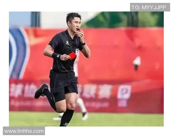 军人热爱足球明星的深层原因与情感共鸣分析