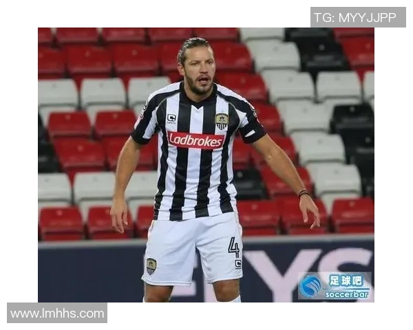 当昔日足球明星因生活方式改变而逐渐发福的背后故事与心路历程